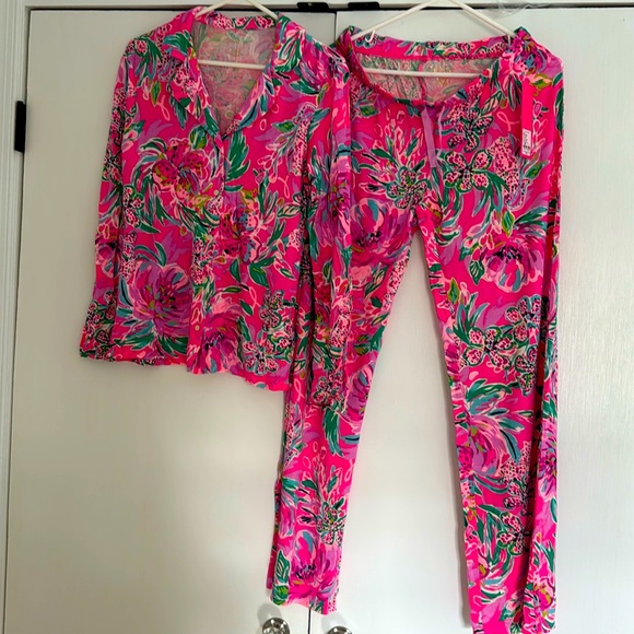 Lilly Pulitzer Pajama Set - Picture 1 of 5